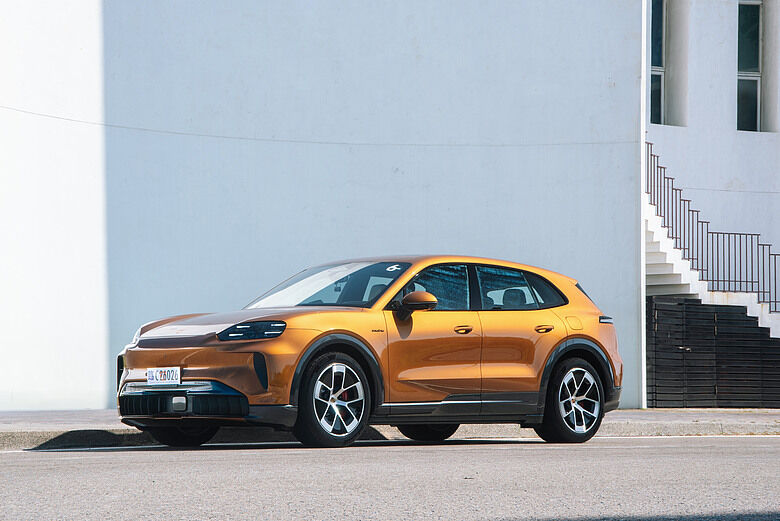 Porsche Cayenne S Electric 試駕｜操控本色依舊，科技座艙更令人驚艷！