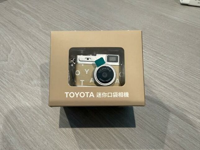 TOYOTA迷你口袋復古相機開箱!