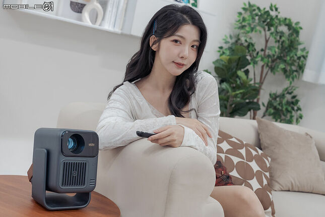Wanbo ToGo Pro 行動投影機｜一機上手影音娛樂隨處有
