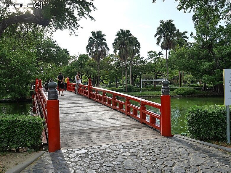 臺中公園、彰化銀行、臺中火車站 — 快閃臺中半天憶童年小旅行