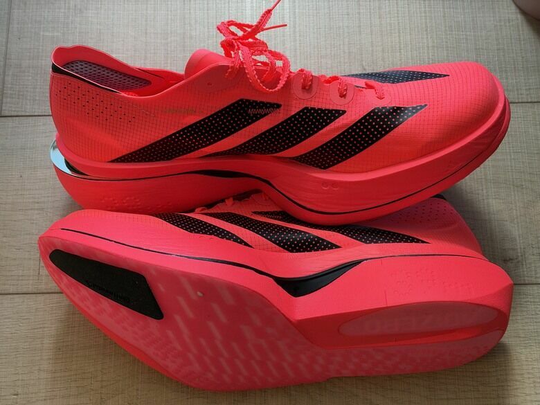 adidas Pro 5開箱：越跑會越愛的跑鞋