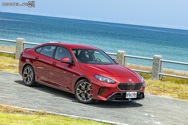 BMW 大改款 220 Gran Coupe 試駕｜樂趣不輸掀背鋼砲的小轎跑！