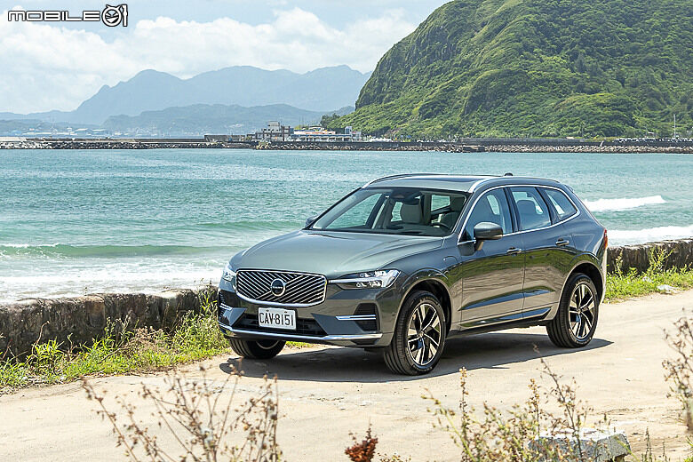 Volvo 小改款 XC60 T8 試駕｜除了節能，還讓你有更優雅從容的旅程！