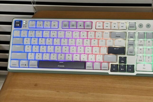 自研矮軸的舒適手感， irocks無線三模矮軸機械鍵盤 K107R 開箱體驗