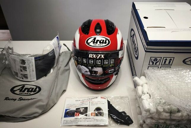 [開箱] ARAI RX7X YAMAHA 70周年彩繪