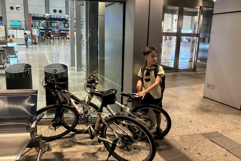 你都什麼時候陪孩子騎車呢？下班後的親子騎行，單車上高鐵的暖暖身