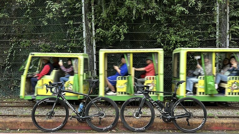 老車新生命-Bobike兒童座椅與雙避震車的新篇章