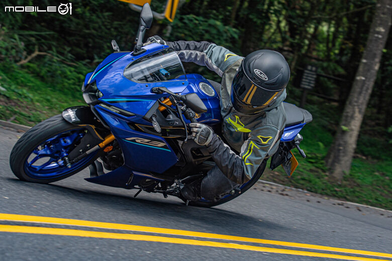2026 YAMAHA YZF-R3試駕報告｜造型大改款帥得有感、熟悉的平台好騎依然！