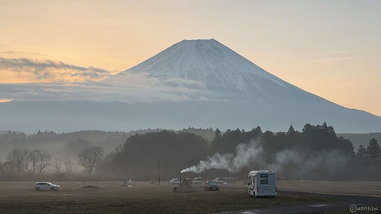 第一次開 Jimny 到富士山下露營就上手 | Fumotoppara 朝霧高原 | 車頂帳