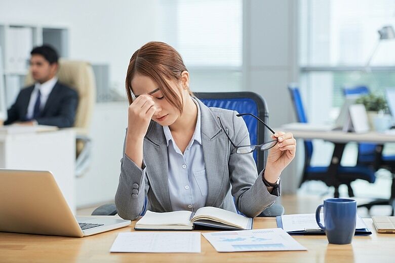 全家還在吃同一罐綜合維他命？不同族群保健品這樣挑
