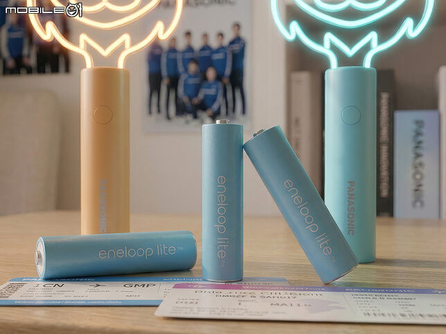 追星手燈不怕突然沒電！Panasonic eneloop LITE 登台，放 5 年仍保有 70% 電量