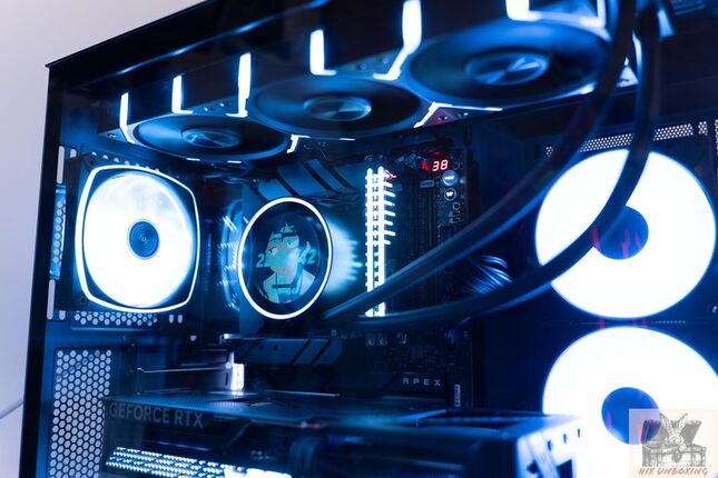 又一圓臉冷頭?! Cryorig 快睿歐CRYO360