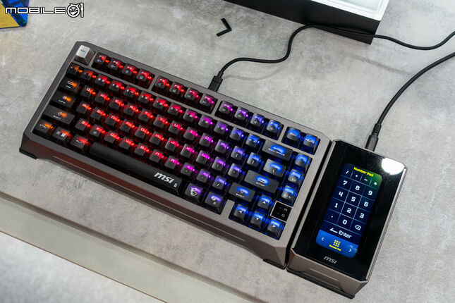 【Computex 2026】微星推出新款磁軸鍵盤 Strike Alloy TMR 具備 PCB 防水設計在水中也能打！