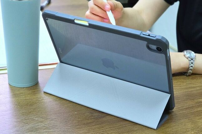 給iPad一個甜蜜家園「HIPPORIZZ 河馬引力 Origo 晶透筆槽防摔殼 iPad保護殼」開箱評價